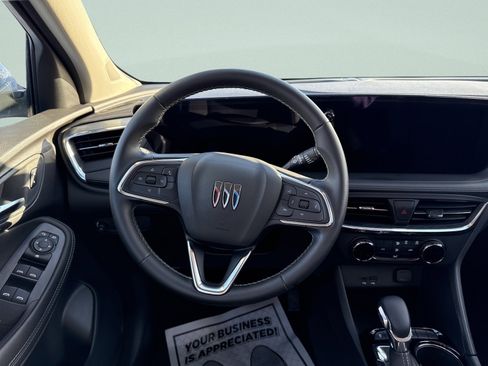 Used 2025 Buick Encore GX Preferred image 2
