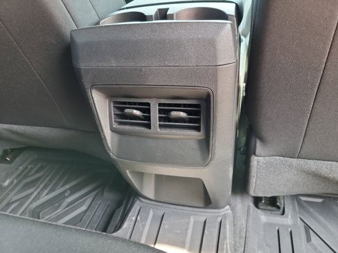 Used 2023 Chevrolet Colorado Trail Boss w/ Technology Package AWD/4WD image 17