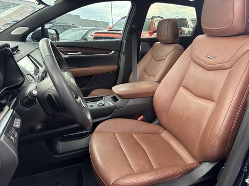 Used 2024 Cadillac XT5 Premium Luxury w/ Technology Package image 28