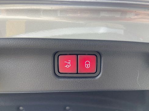 Certified 2022 Mercedes-Benz C 300 4MATIC Sedan image 26