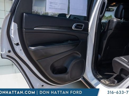 Used 2019 Jeep Grand Cherokee Limited AWD/4WD image 21