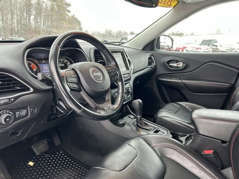 Used 2020 Jeep Cherokee Trailhawk w/ Comfort & Convenience Group image 14