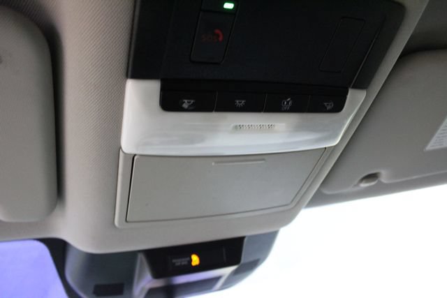 Used 2022 Nissan Rogue SV AWD/4WD image 19