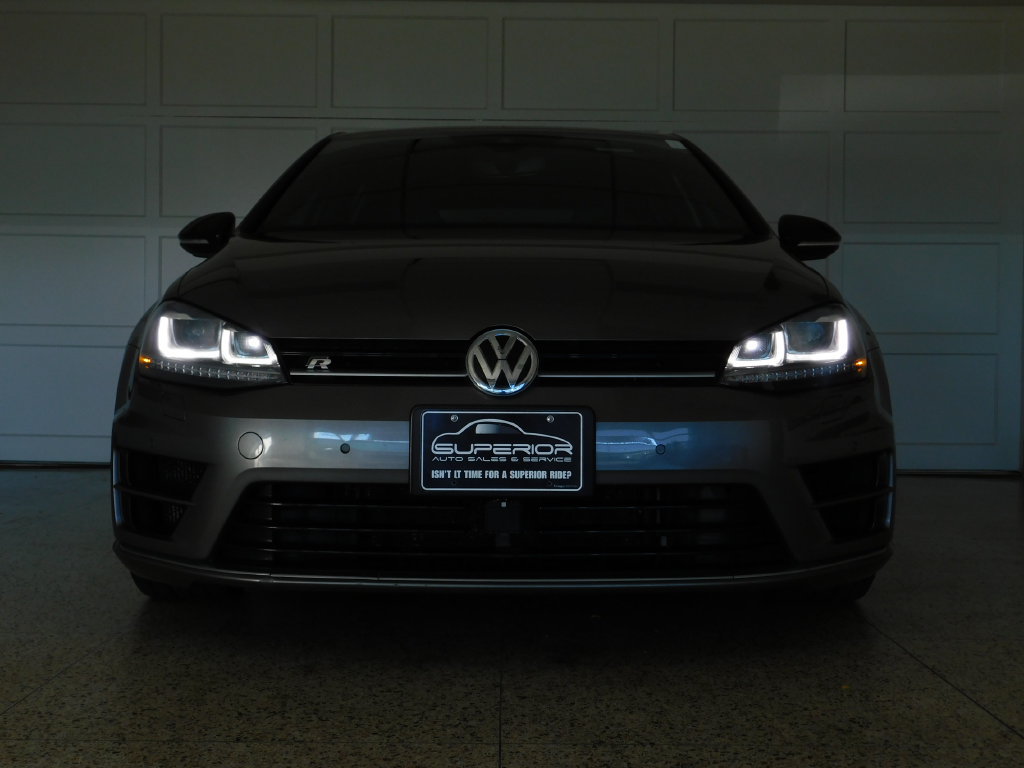 Used 2017 Volkswagen Golf 4-Door AWD/4WD image 13
