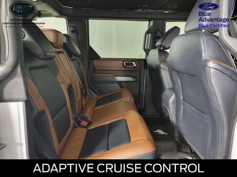 Certified 2023 Ford Bronco Outer Banks w/ Sasquatch Package AWD/4WD image 18