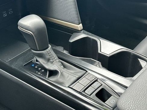 Certified 2025 Toyota Camry SE FWD image 25