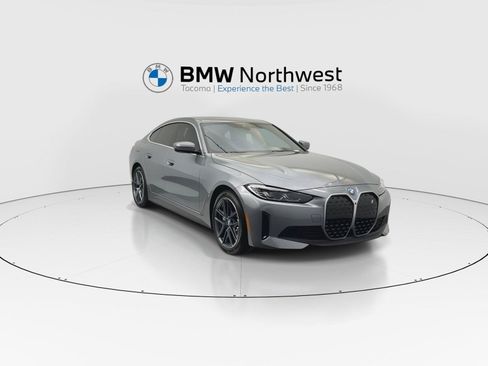 Used 2023 BMW i4 eDrive35 w/ Premium Package RWD image 7