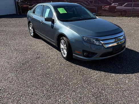 Used 2012 Ford Fusion SE image 3