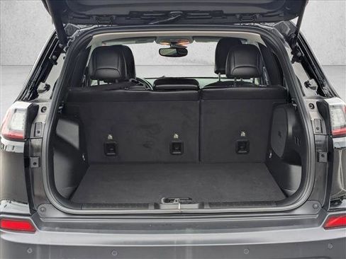 Used 2019 Jeep Cherokee Limited AWD/4WD image 6
