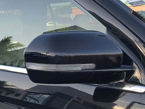 Used 2024 Ford Expedition Limited image 12