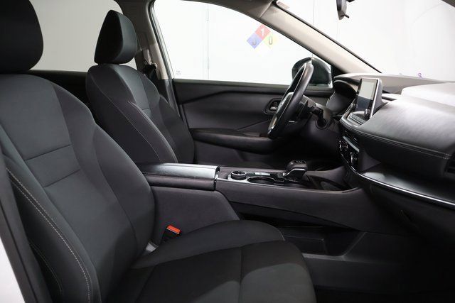 Used 2024 Nissan Rogue S AWD/4WD image 26
