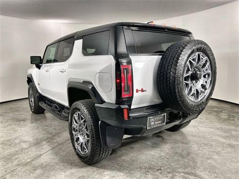 Used 2024 GMC Hummer EV 3X w/ LPO, Illumination Package image 6