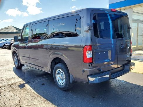 Used 2017 Nissan NV 3500 SV w/ SV Technology Package image 6