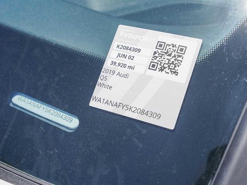 Used 2019 Audi Q5 Premium w/ Convenience Package image 30