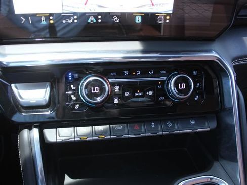 Used 2023 GMC Sierra 1500 Denali Ultimate AWD/4WD image 31