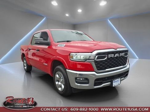 Used 2025 RAM 1500 Big Horn AWD/4WD image 1