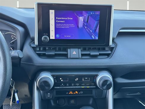 Used 2023 Toyota RAV4 LE image 7