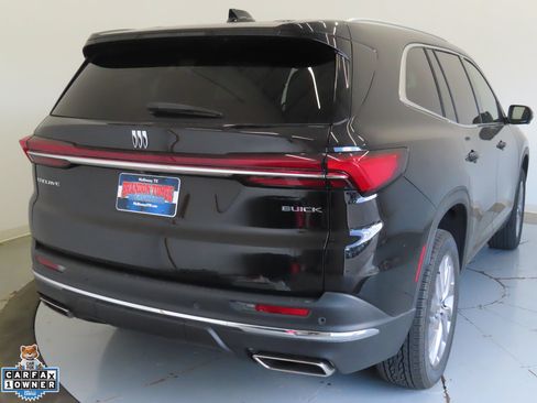 Used 2026 Buick Enclave Preferred FWD image 3