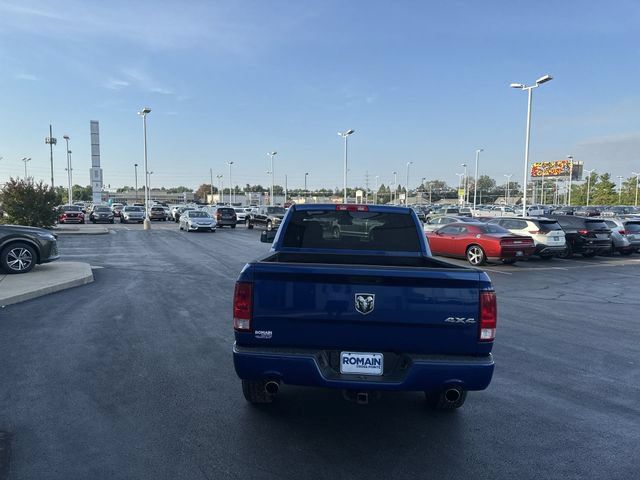 Used 2017 RAM 1500 Express w/ Express Value Package AWD/4WD image 4