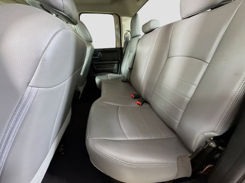 Used 2018 RAM 1500 Express image 23