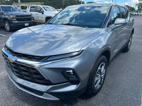 Used 2023 Chevrolet Blazer LT w/ Driver Confidence Package FWD image 8
