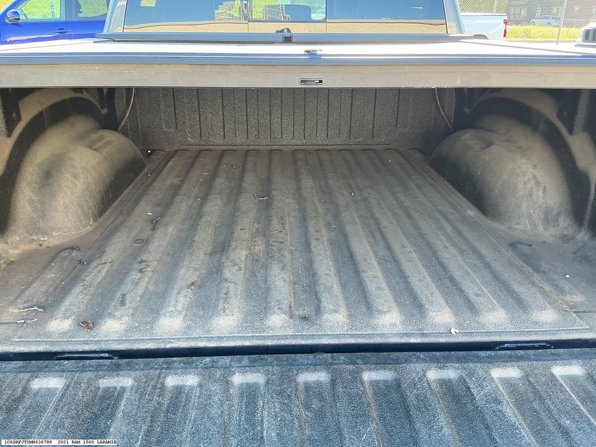 Used 2021 RAM 1500 Laramie AWD/4WD image 10