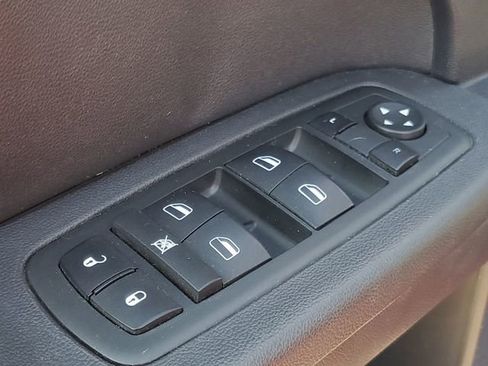 Used 2010 Dodge Journey SE w/ Popular Equipment Group image 12