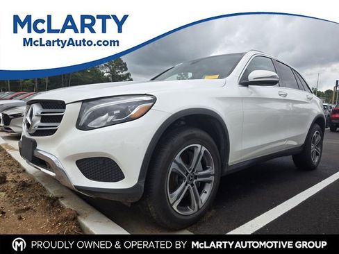 Used 2017 Mercedes-Benz GLC 300 image 1