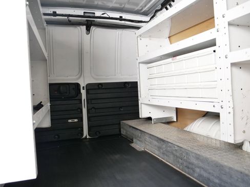 Used 2018 GMC Savana 3500 w/ Driver Convenience Package image 33