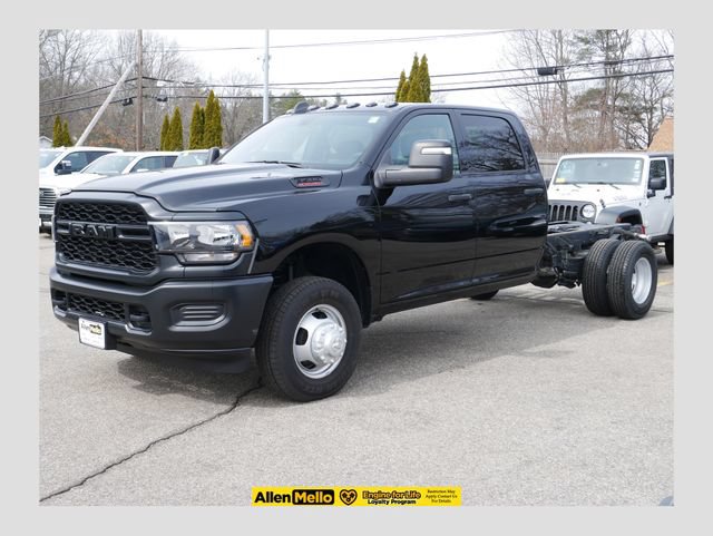 Used 2024 RAM 3500 Tradesman AWD/4WD image 1
