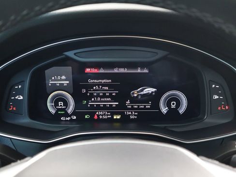 Certified 2021 Audi A7 e Premium Plus w/ Executive Package image 35