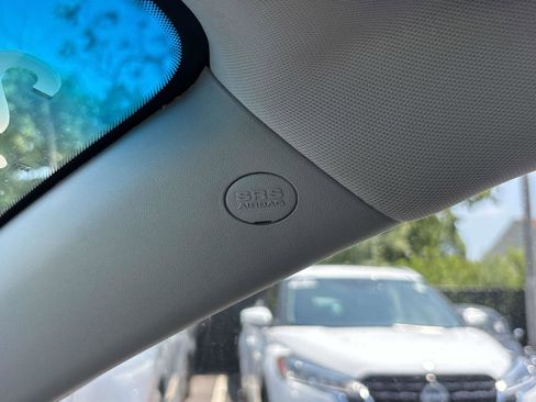 Used 2009 Hyundai Accent GLS image 16