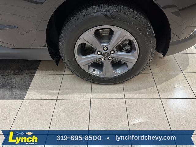 Used 2023 Ford Edge SEL w/ Sport Appearance Package AWD/4WD image 28