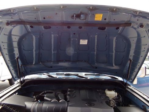 Used 2011 Toyota FJ Cruiser 4WD w/ Convenience Pkg image 59