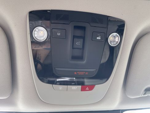 Used 2023 Kia Sorento S w/ Panoramic Sunroof Package AWD/4WD image 41