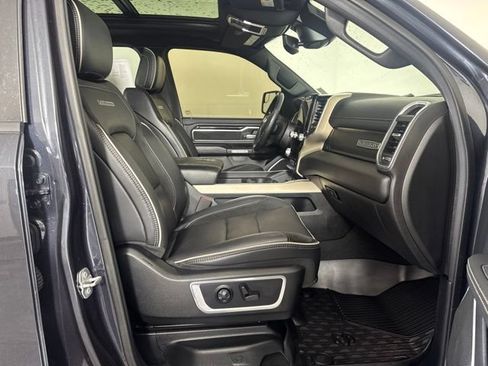 Used 2019 RAM 1500 Laramie AWD/4WD image 4