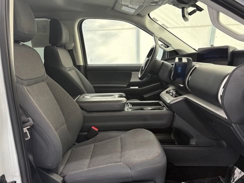 Certified 2025 Ford Expedition Max Active AWD/4WD image 30