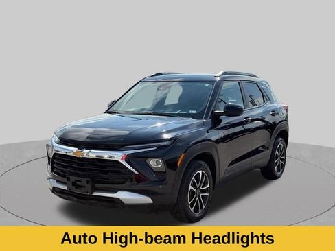 Used 2025 Chevrolet TrailBlazer LT AWD/4WD image 10