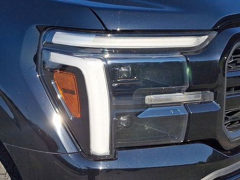 Used 2025 Ford F150 Lariat w/ Bed Utility Package AWD/4WD image 9