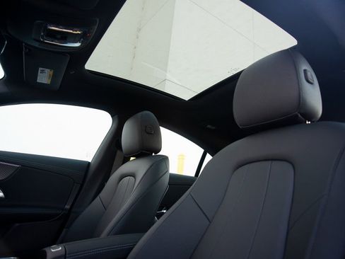 Used 2025 Mercedes-Benz CLA 250 4MATIC image 22