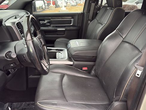 Used 2017 RAM 1500 Limited image 10