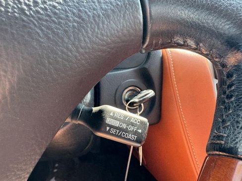 Used 2002 Lexus SC 430 Convertible image 15