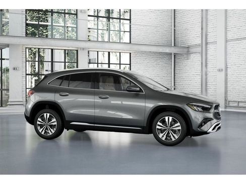 New 2026 Mercedes-Benz GLA 250 4MATIC image 14