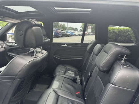 Used 2017 Mercedes-Benz GLS 550 4MATIC image 13