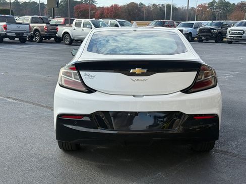 Used 2017 Chevrolet Volt Premier w/ Driver Confidence II Package image 4