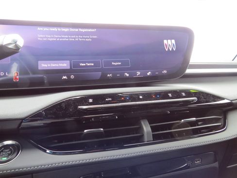 New 2026 Buick Enclave Sport Touring w/ Power Package image 25