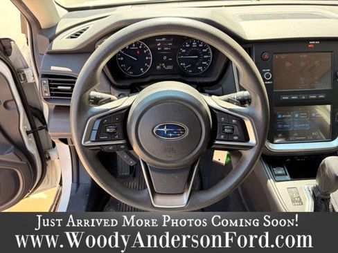Used 2021 Subaru Outback AWD/4WD image 13