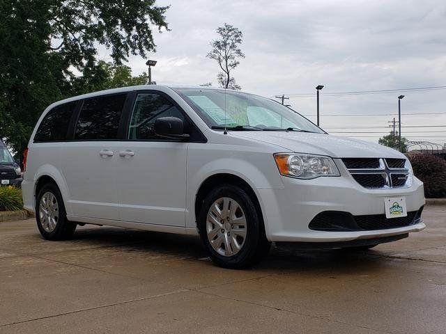 Used 2018 Dodge Grand Caravan SE w/ UConnect Hands-Free Group FWD image 8