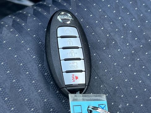 Used 2017 Nissan Altima 2.5 SV w/ Interior Lighting Package image 27