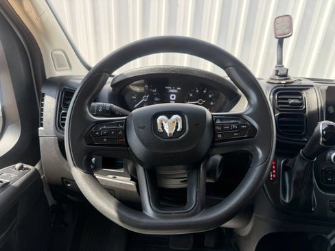 Used 2025 RAM ProMaster 3500 w/ Convenience Group FWD image 13